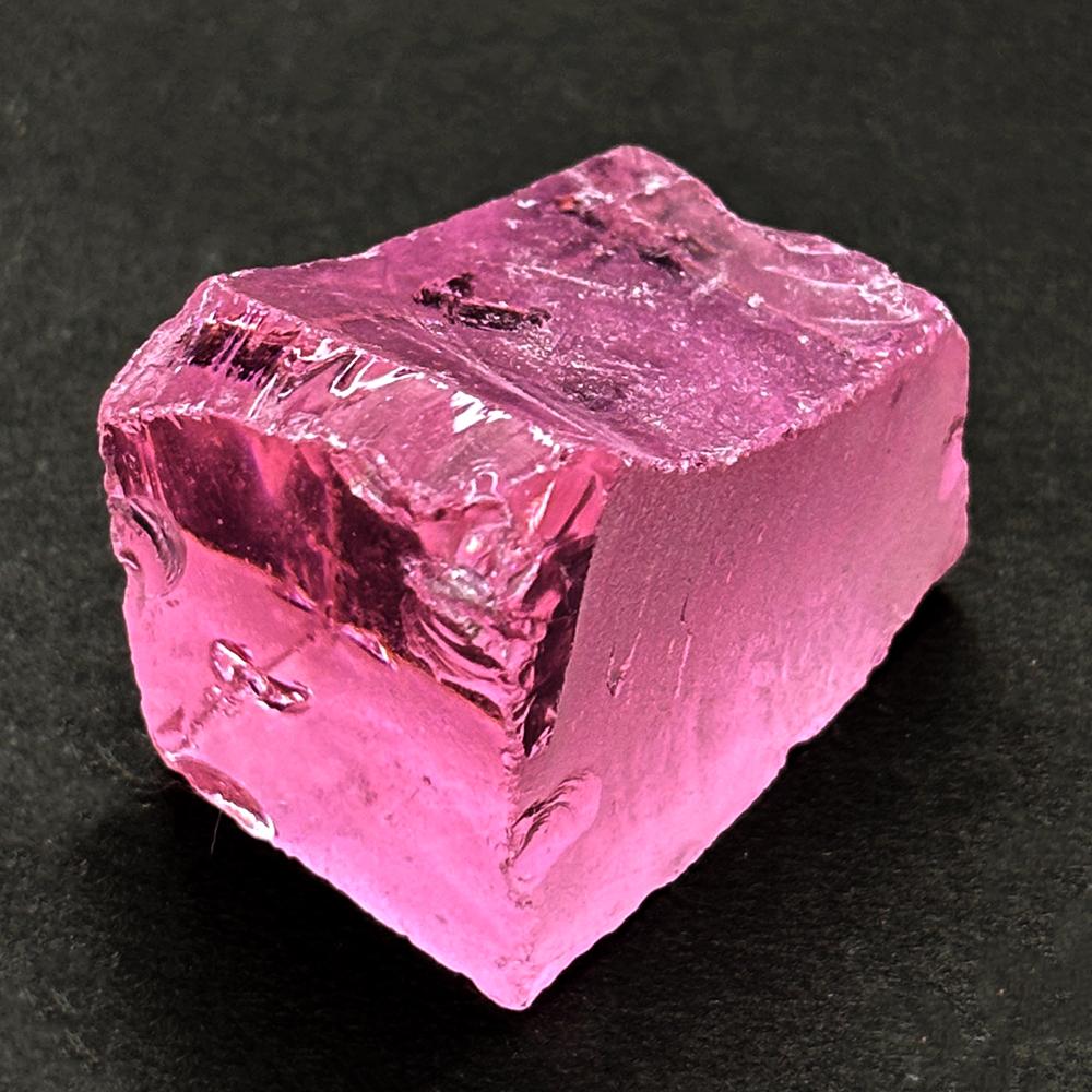 Top Quality Pink Sapphire 208.80 Ct Uncut Rough Lab Created Gems