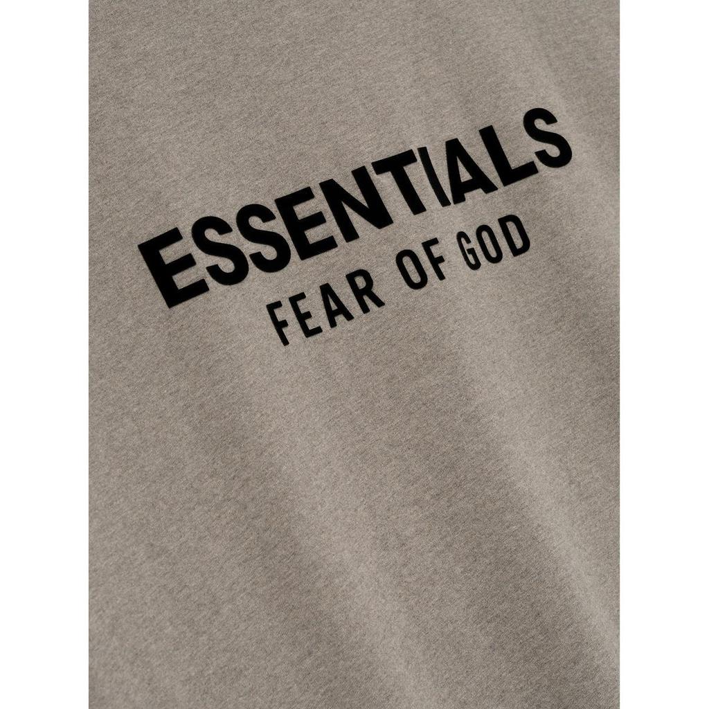 Fear of God Essentials Classic Fit T-Shirt Homestead Heather Herren Tops Grau 125AS254191F