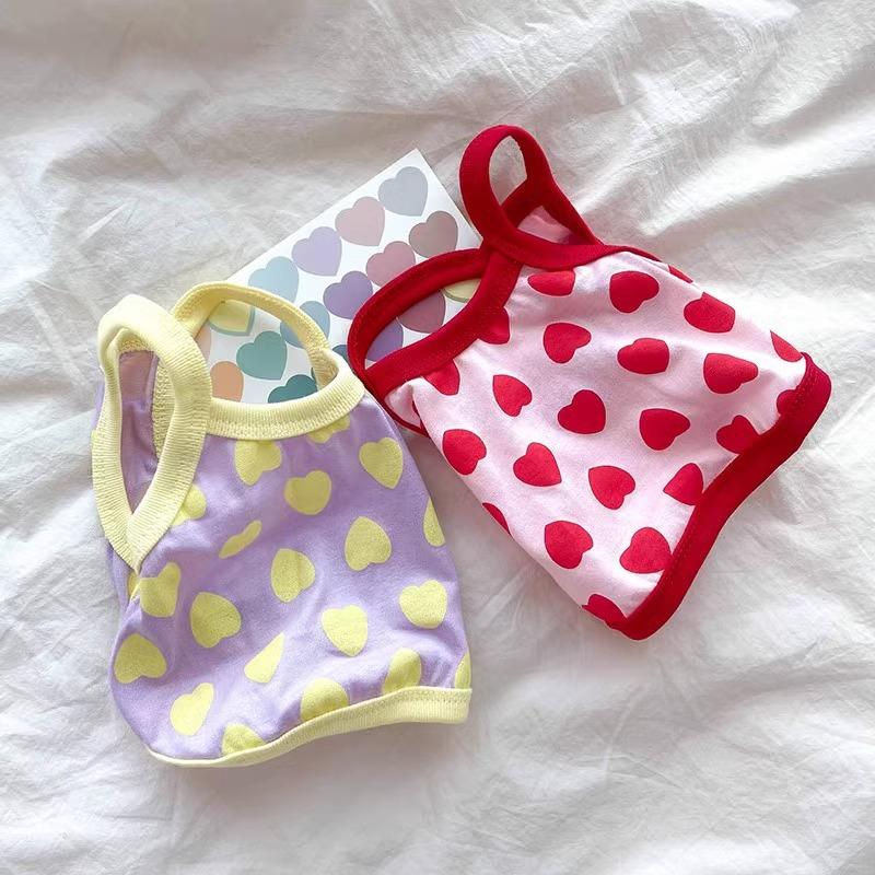 

Spring and summer dog clothes love full of colorful small suspenders thin teddy bear small dog cat pet clothes S (recommended weight 3-2.5 kg) фіолетовий