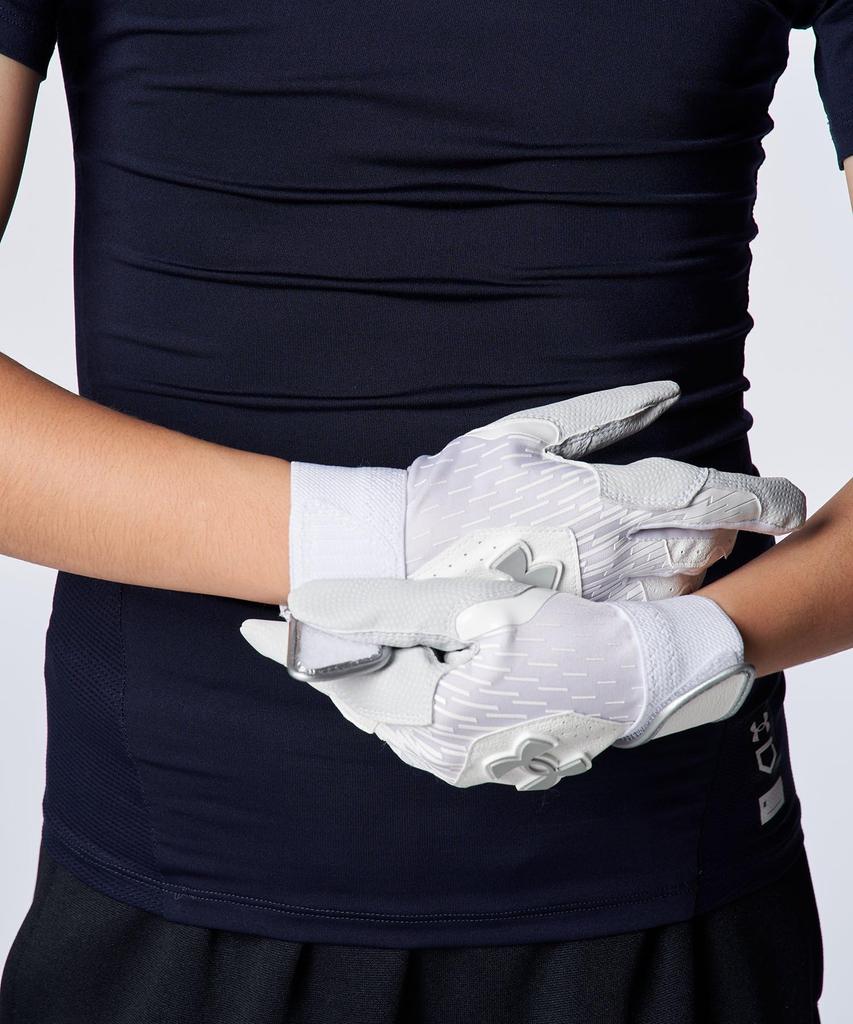 UA Clean Up Batting Gloves Silver YLG [Under Armour] White/Metallic Silver/Metallic