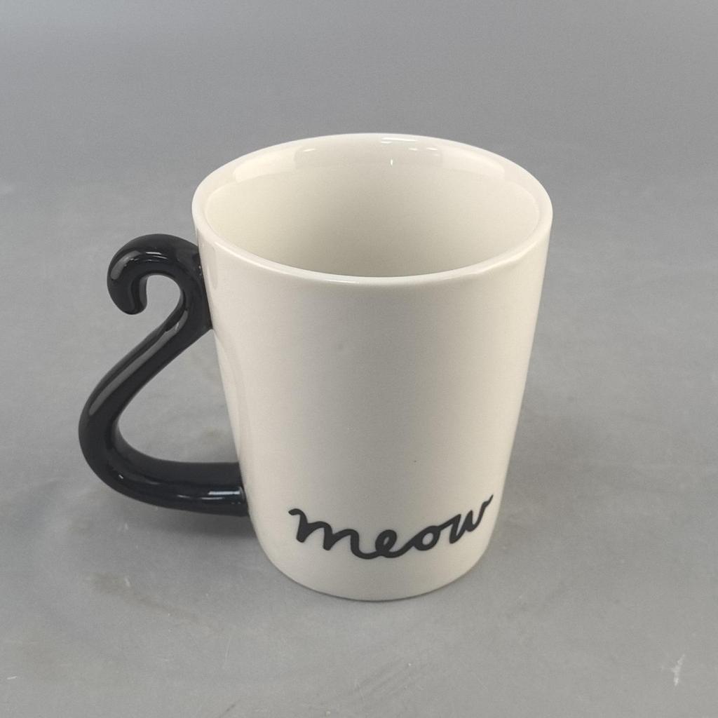 Creative Personality Cartoon Cat Tail Handle Ceramic Cup Office Coffee Cup Creative Student Milk Drinking Cup