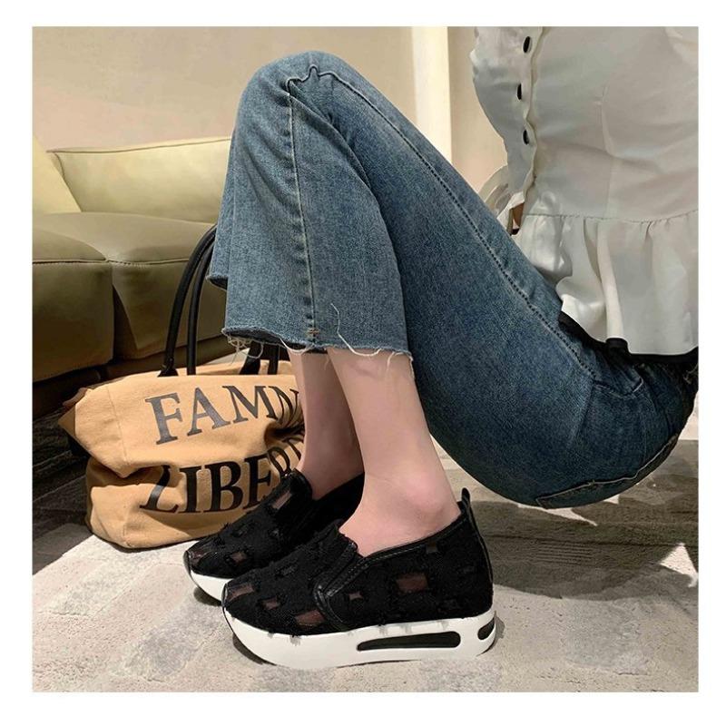 Damen Große Größen Atmungsaktive Innen-Höhenverstellende Einzelne Schuhe Sommer Neu Lässig Ein-Pedal Loafer