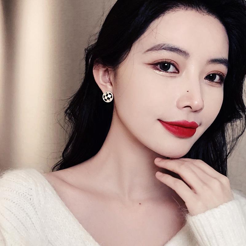 Pearl Checkerboard Earrings Women'S High-End Light Luxury Earrings Personality Temperament Earrings