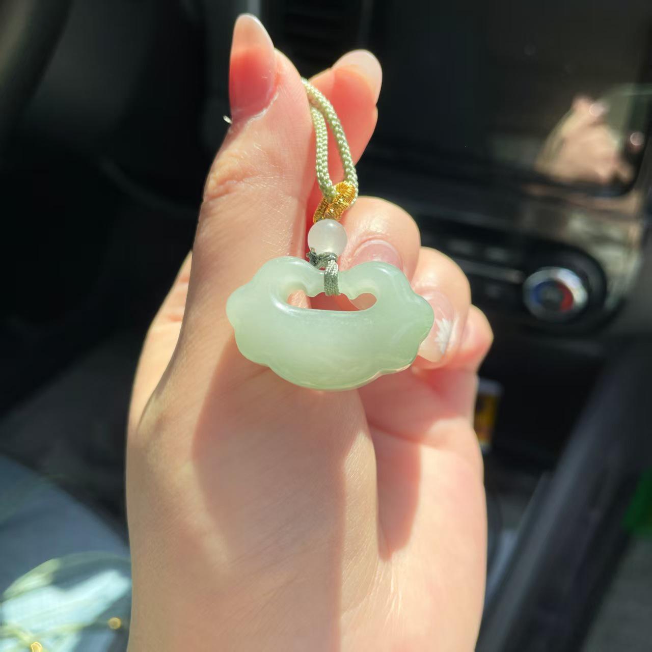 Натуральный Синьцзянский Ледяной Нефрит Круглый Браслет для Женщин - Снег и Золотая Нить Тяньшаньский Нефрит Браслет по Полному Кругу.