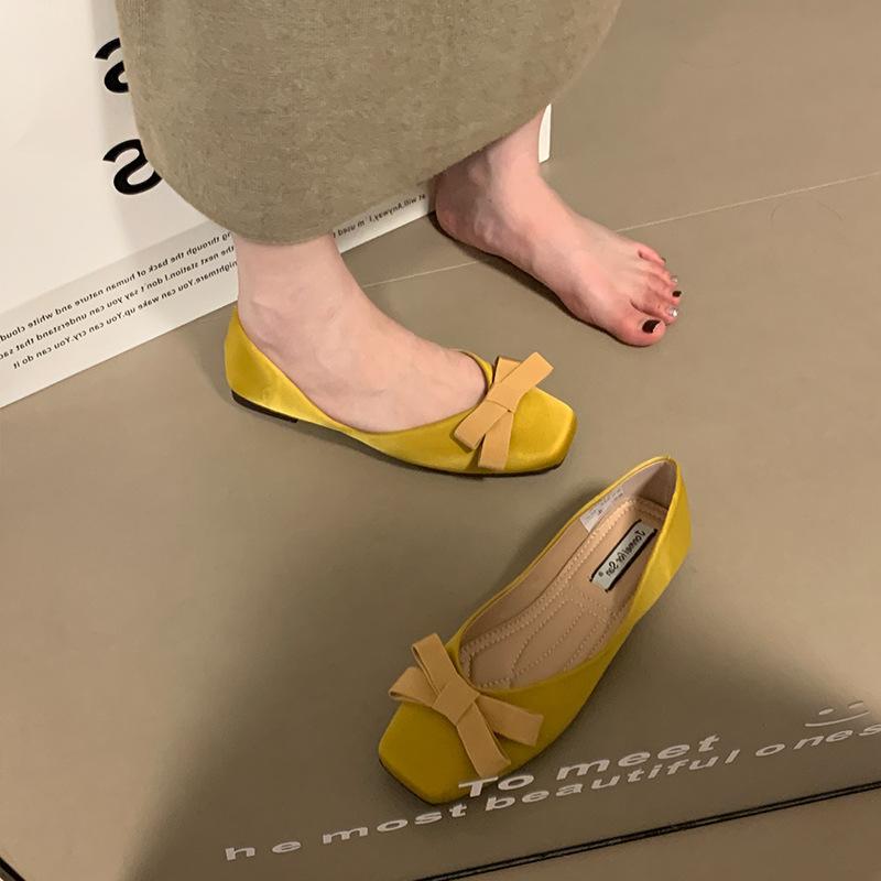 2025 new fairy style with skirt flat-soled single shoes women's autumn gentle bow one-pedal ladyshoes