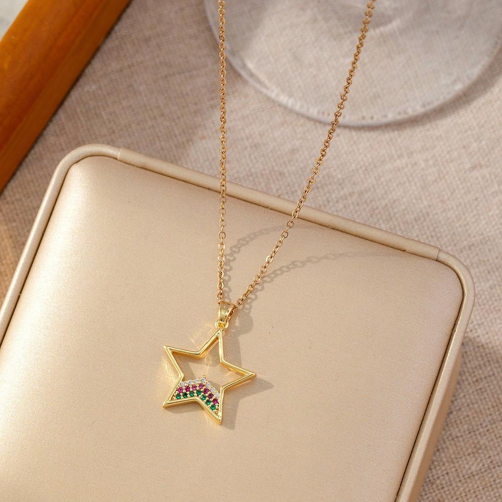 Micro Paved Titanium Steel Cross Pendant Necklace For Women Stylish Versatile Delicate Collarbone Chain