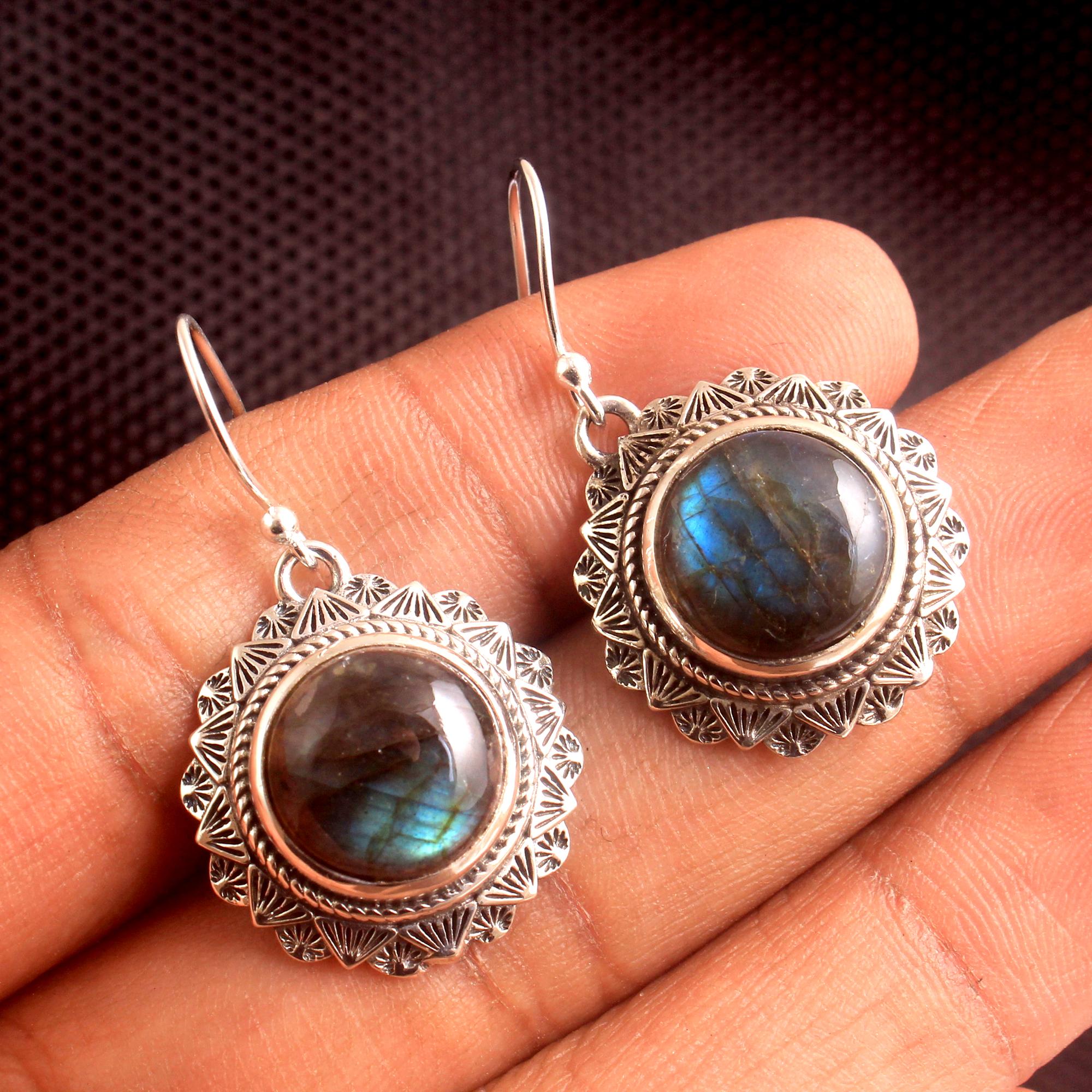 

Розовый кварц, лунный камень, ларимар, аметист, лабрадорит, висячие серьги, стерлинговое серебро 925 пробы, женские украшения