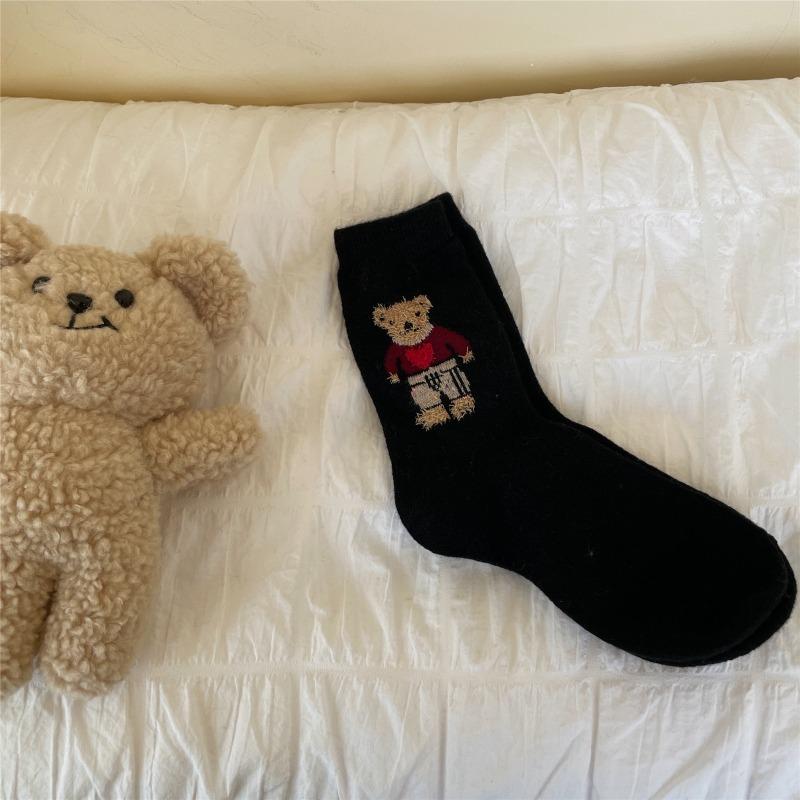 Ladies Autumn Winter Thickened New Sweet Cartoon Bear Wool Medium Tube Pile Socks
