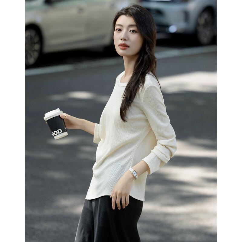 Demana Women's Elegant Pleated Chain Round Neck T-shirt