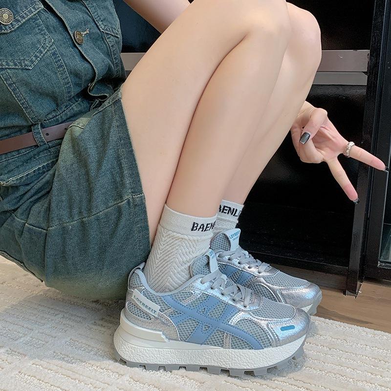 Summer thin breathable mesh running shoes women's 2025 new thick-soled light feet small sports casual dad shoes