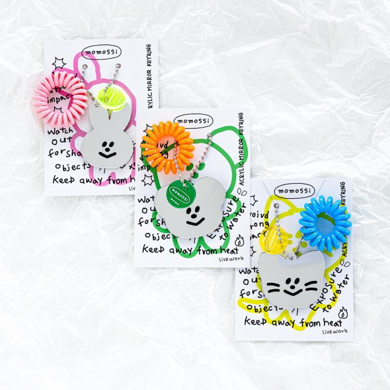 Momo s Acrylic Mirror Keychain nyanya