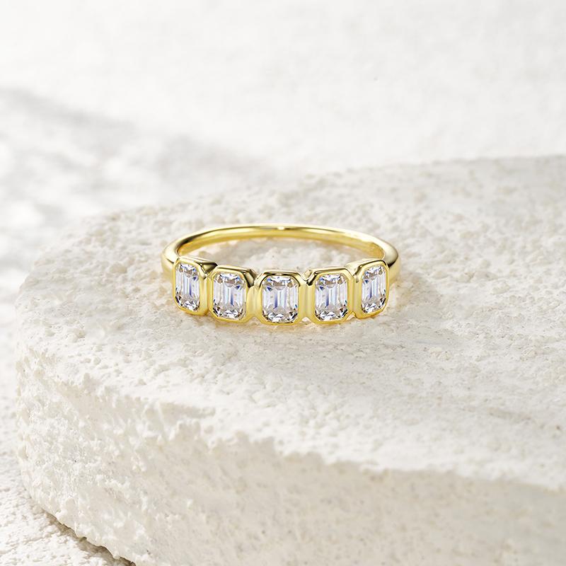 Trendy 925 Sterling Silver Fine Jewelry Gold Plated Ring Emerald Cut Moissanite Eternity Wedding Engagement Ring