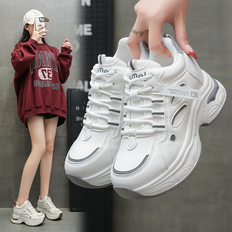 Dad Shoes Girl 2025 Spring and Autumn New Popular Small Versatile Fashion Soft Sole Height Increase Casual Sneakers
