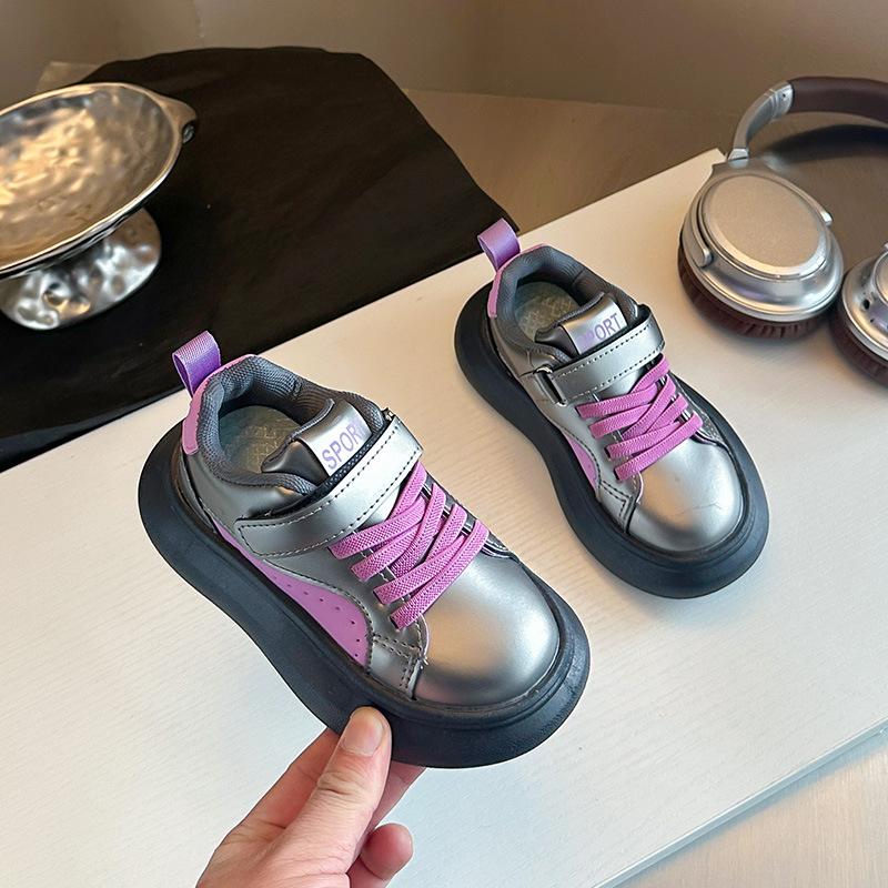 Stylish sneakers for children2026Spring and summer casual shoes for boys and girls in the back-to-school season, leather running shoes for girls