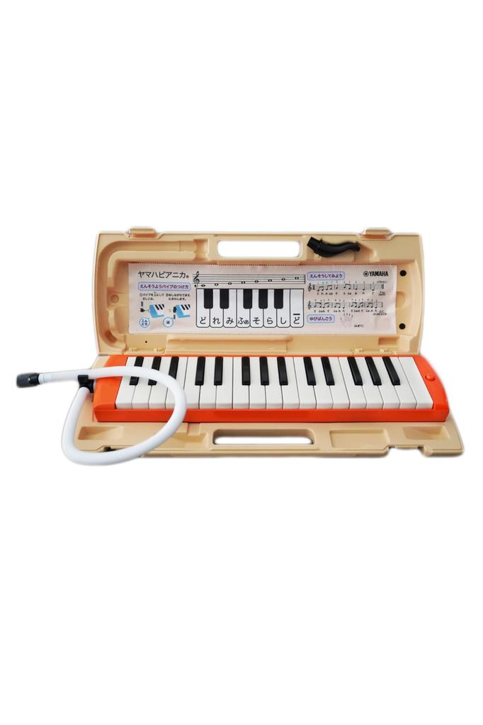 keyboard Yamaha Pianica Keyboard Harmonica 32 keys Orange Complies with Food Sanitation Law Designed for ease of use by children Includes matching