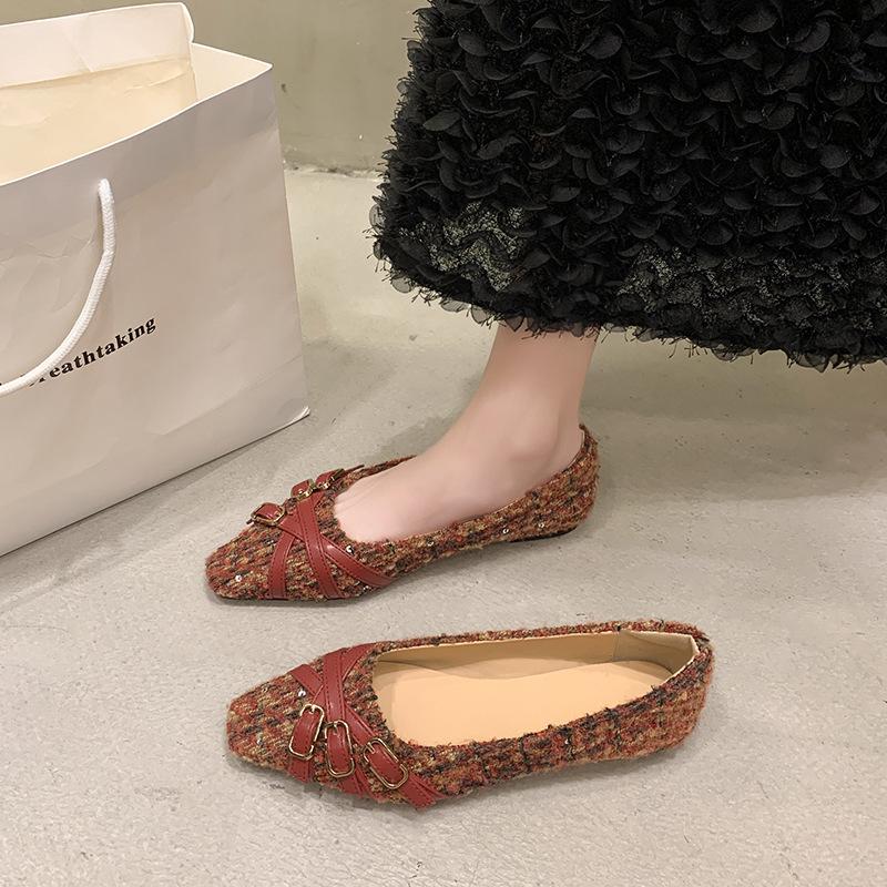 Retro Shallow Mouth Small Square Head Flat Shoes Women's Shoes 2025 New Spring and Autumn Lazy Shoes French Belt Buckle Women's Single Shoes