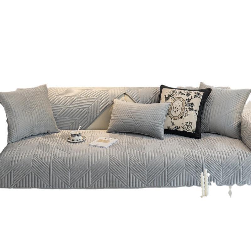 Зимняя плюшевая подушка для дивана — фото 6