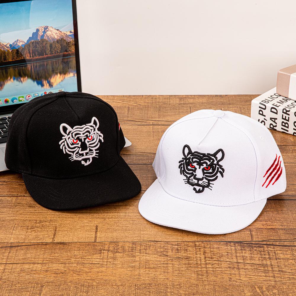 Tiger Embroidery Flat Brim Baseball Cap For Men Women Hip Hop Snapback Hat Adjustable Streetwear Trucker Caps