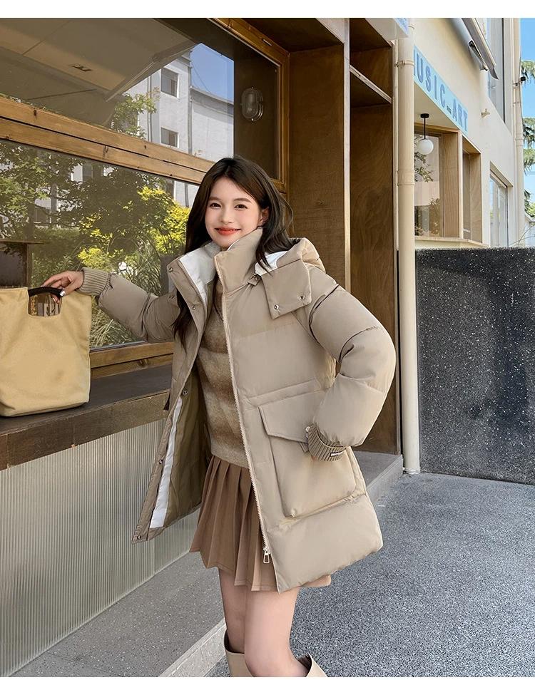 Women’s Short Hooded Windproof Thicken Warm Winter Jacket With Knitted Extension Sleeves