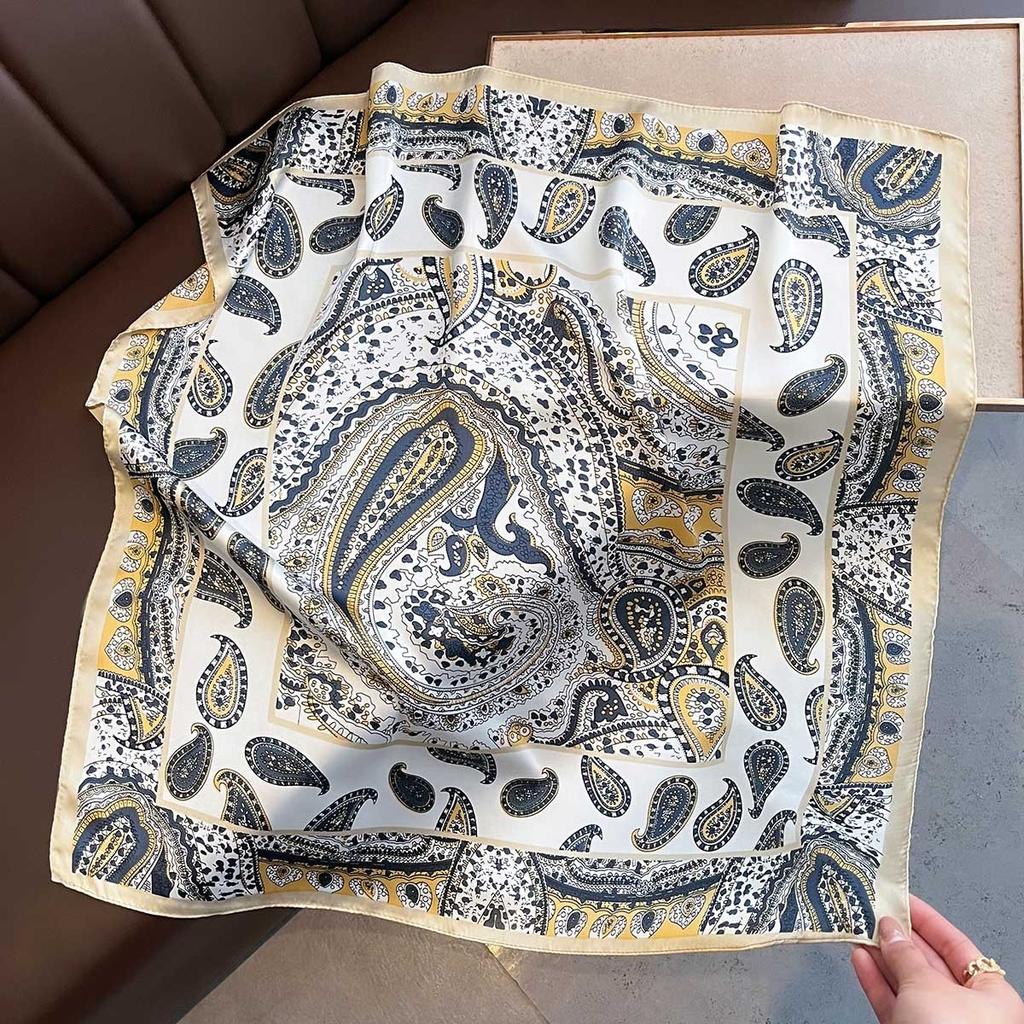 New Silk Square Scarf Women Retro Paisley Cashew Print Neckerchief Female Foulard Head Hijab Hairband Soft Neck Bag Ribbon Satin