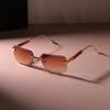 Occhiali da Sole Quadrati Classici Vintage Per Donna Uomo Retro Eleganti Minimalisti Moda Femminile Maschile