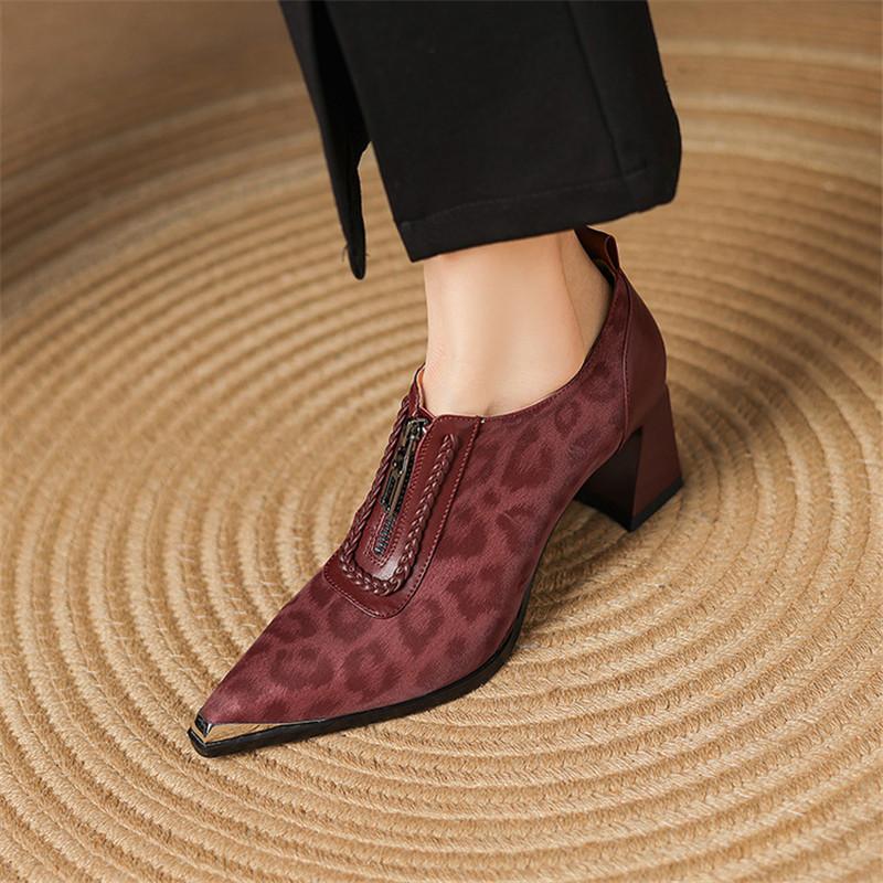 Мода Нові Весняні Гостроносі Леопардові Туфлі з Коров'ячої Шкіри для Жінок Модні Жіночі Туфлі-Човники Жіноче Взуття Масивні Підбори Лофери Високі Підбори