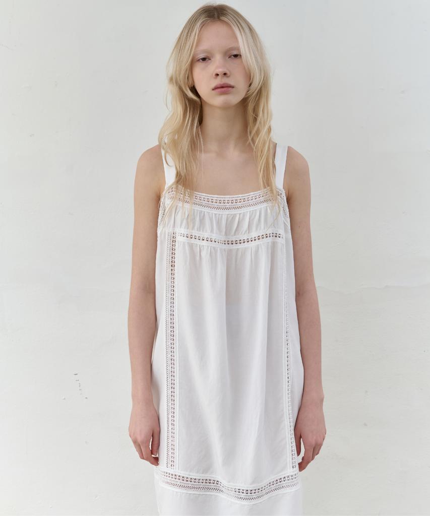 Seolan Sleeves Lace Dress_White