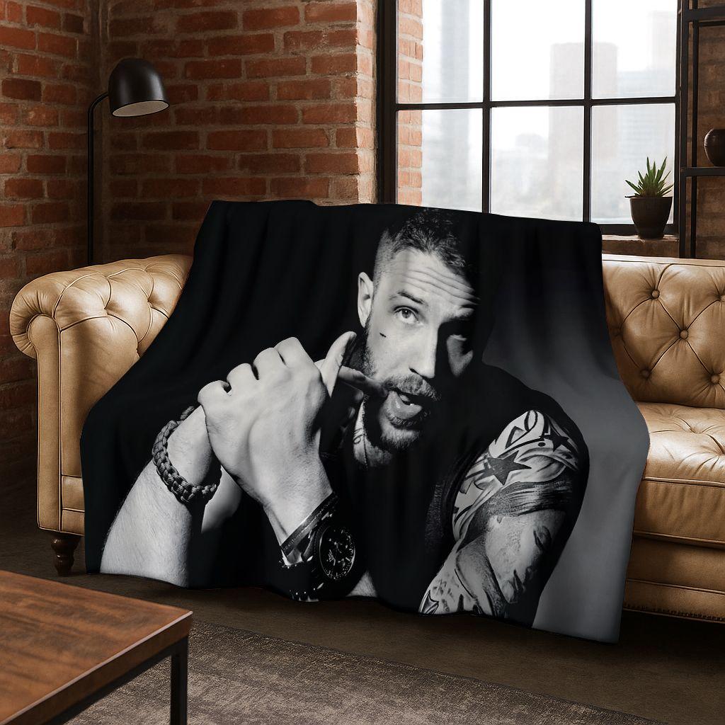3D Tom Hardy Art Actor Star Flannel Blanket,Cozy Soft Throw Blanket for Home Bedroom Bed Sofa Picnic Office Cover Kids Gift