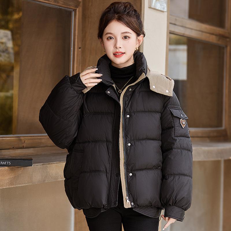 Short Contrasting Color Down-padded Jacket for Women, Popular Winter Style Thickened Bread Coat