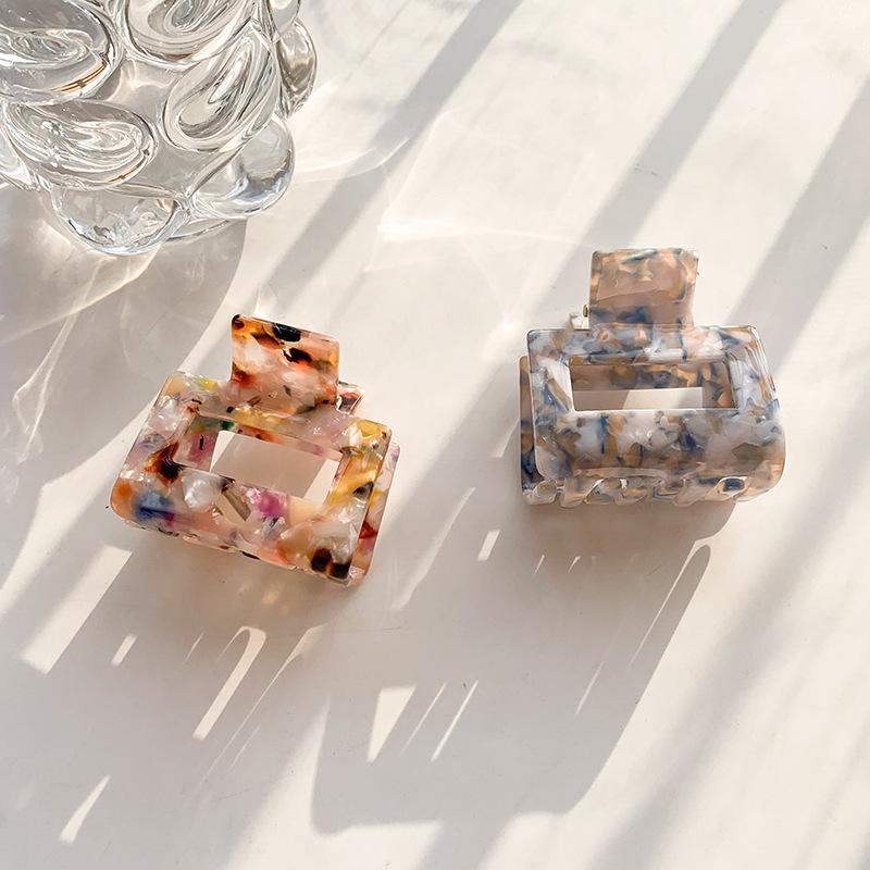 Korean Floral Acetate Medium Claw Clip - Versatile Hair Accessory