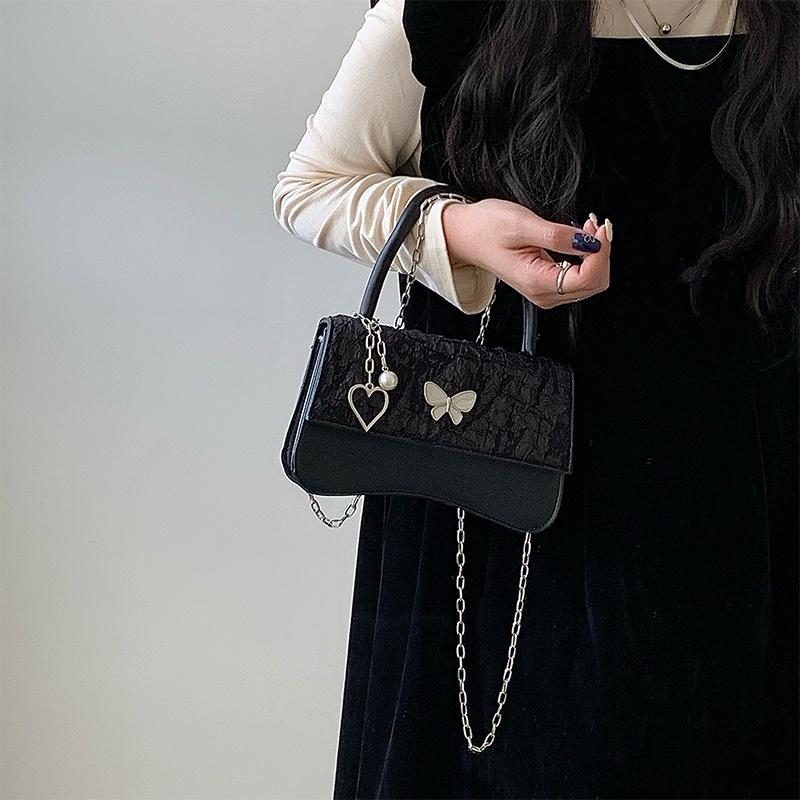 IELGY женская маленькая квадратная сумка-мессенджер на цепочке Love бабочка черного цвета — фото 4
