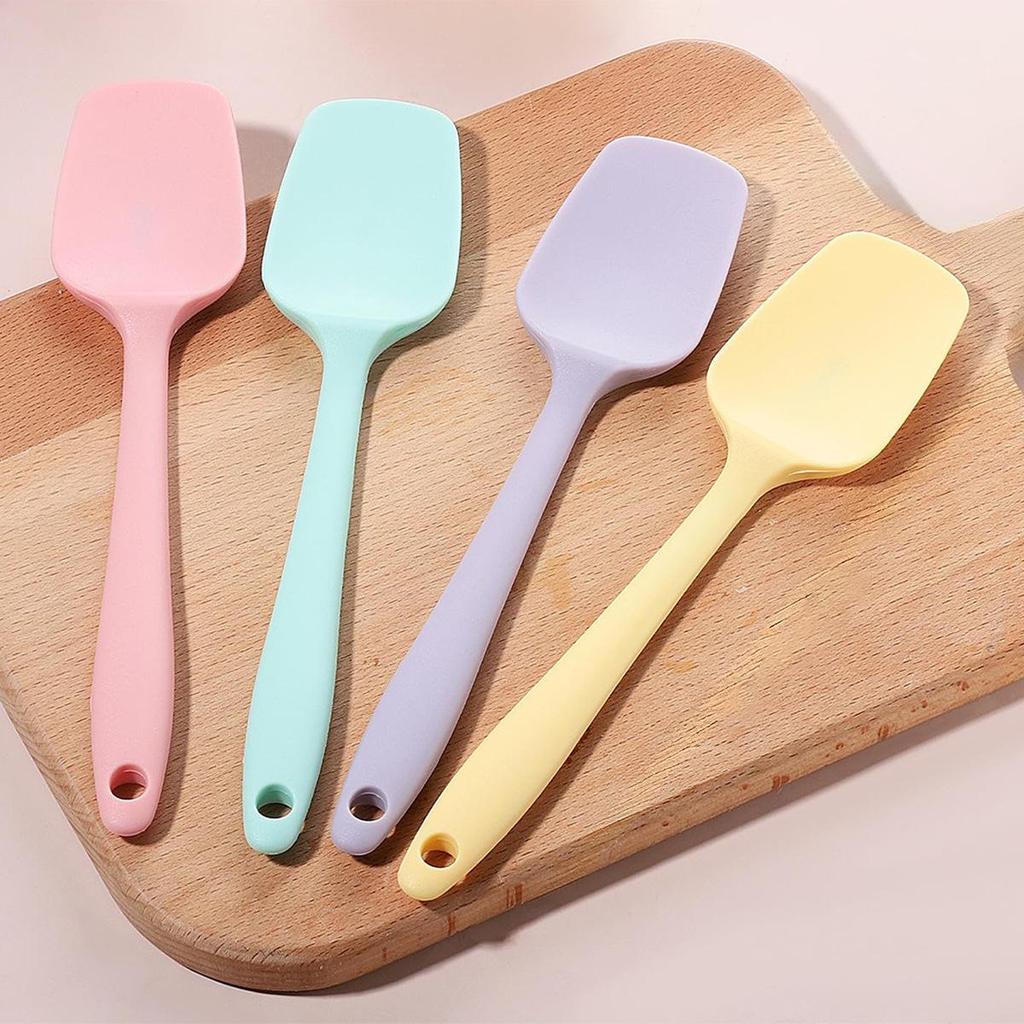 Food-Grade Flexible Silicone Spatula: High-Temp Resistant Baking & Mixing Tool