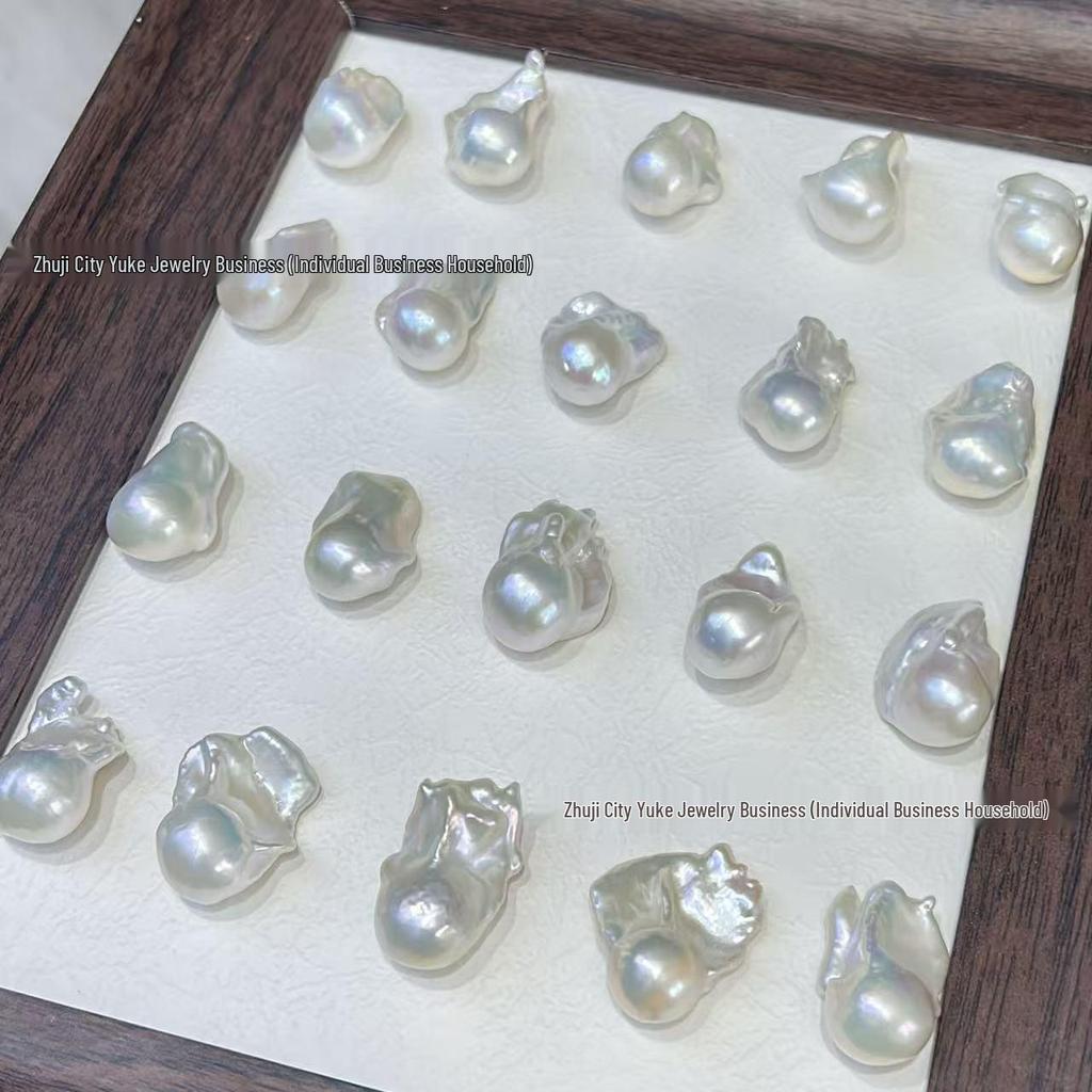 Irisierende Fischschwanz-Barock-Süßwasserperlen 14-16mm - Nahezu makelloses Nude-Finish