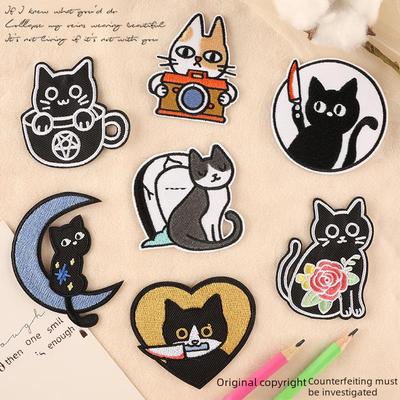Cartoon Cat Embroidered Badge: Decorative Cloth Patch & Sticker