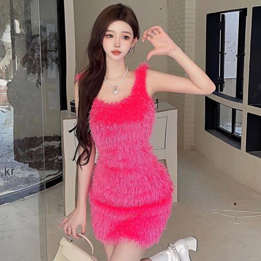 Pure Desire Style Backless Suspender Short Dress Autumn and Winter New Style Versatile Temperament Fashionable Slim Solid Color Dress