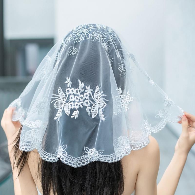 Elegant Lace Mantilla Veil Church Headscarf for Catholic Bride Veil Catholic Chapel Veil Embroidery Veil for Wedding