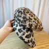 Korean Leopard Print Plush Forward Hat Women's Winter Warm Fashion Thickened Painter Hat Retro Youth Circle Woolen Beret
