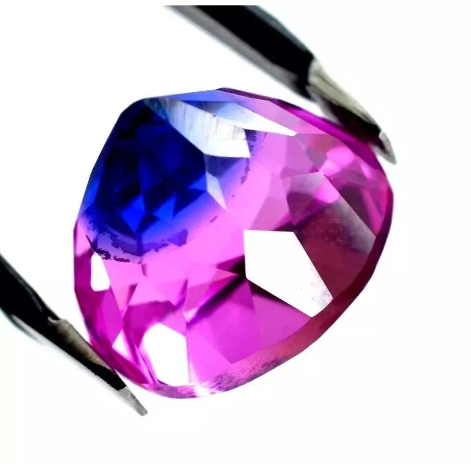 13-15 Ct Natural Pitambari Sapphire Bi-Color Oval Cut Stunning Gemstone