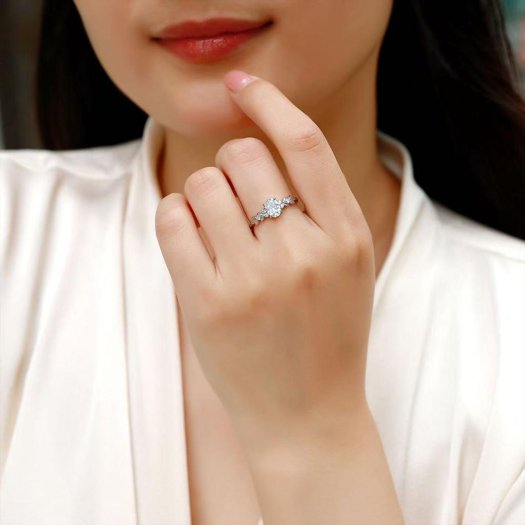 925 Silver Egg Moissanite Ring Ins Style Leaf Pattern Elegant Proposal & Couple Finger Jewelry