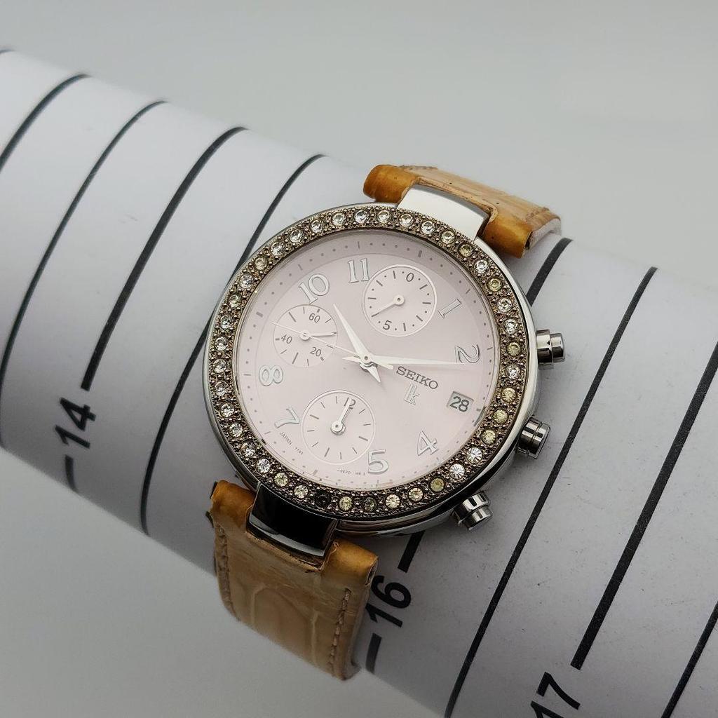[USED] Seiko Lukia Date White Chronograph 7T92 Waterproof Steel Watch in Good Working Condition