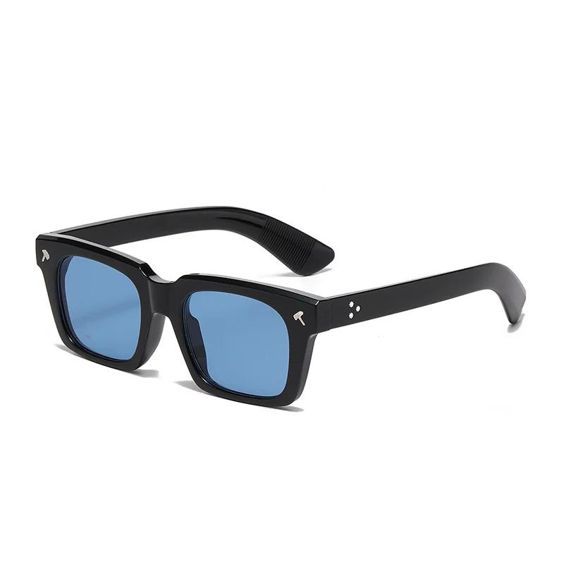 Outdoor Driving Rivet Square Sunglasses Women Men Luxury Designer Vintage Punk Eyeglasses UV400 Protection