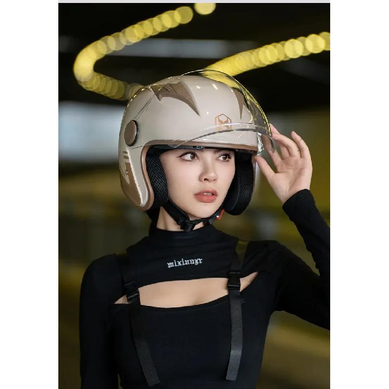 Motorcycle Helmet Winter Warm Ear Protection Electric Half Helmet All Season Universal Safety Helmet Double Lens
