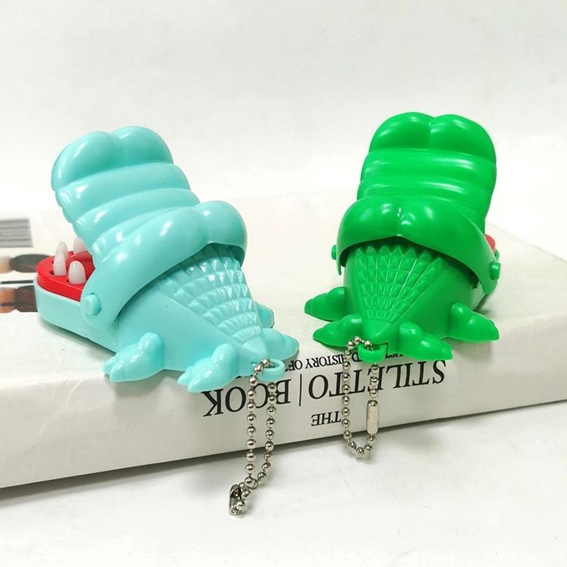 Забавный кусающий крокодиловый рот брелок мультфильм животное пресс зубы кусают пальцы — фото 3