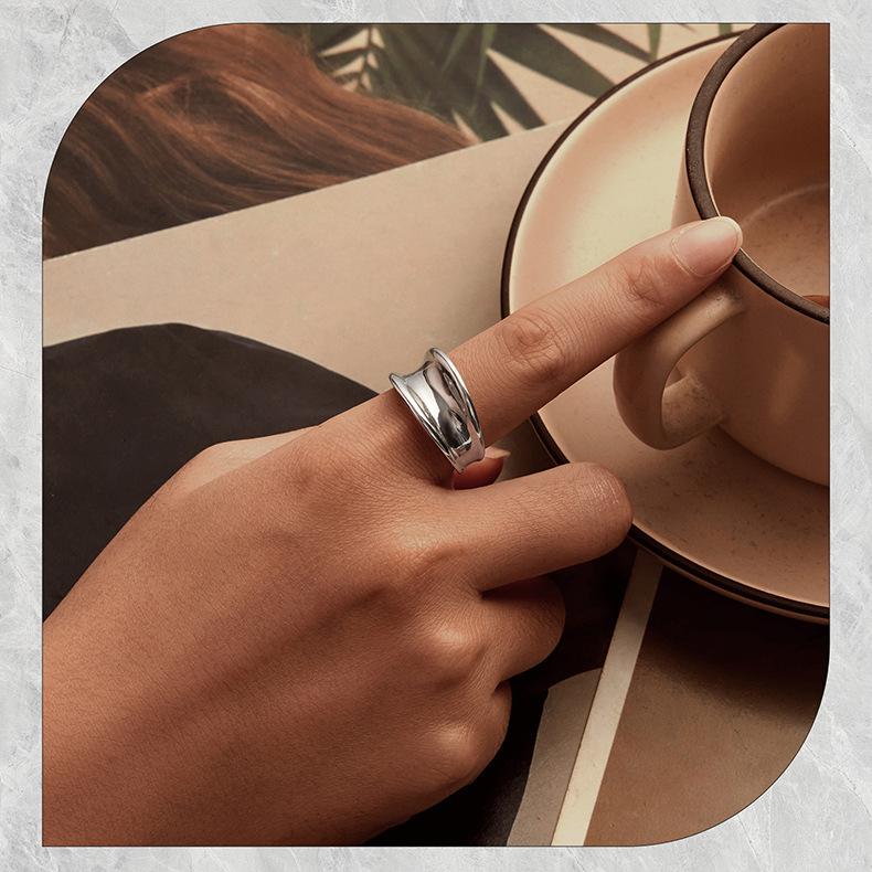 Glossy Ring, Open Copper Ring, Exaggerated And Unique Large And Wide Surface Light Luxury Copper Jewelry.