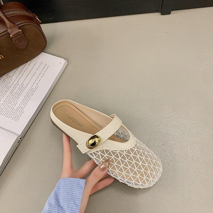 

French flat bottom mesh breathable bag head half slippers women s summer wear 2025 new non-slip skirt pregnant women sandals 40