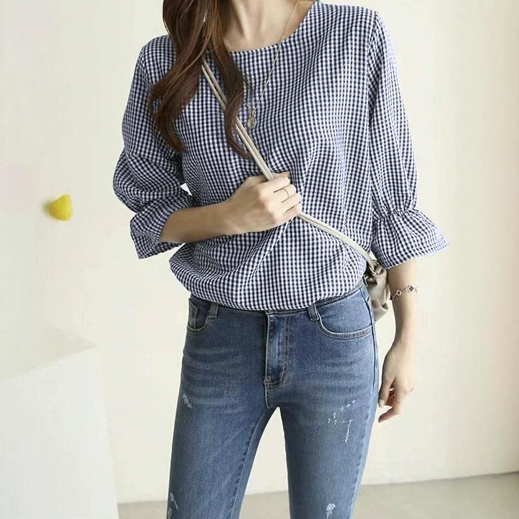 European and American small plaid round neck commuter shirt, small fresh literary and artistic style seven-quarter sleeve versatile commuter top
