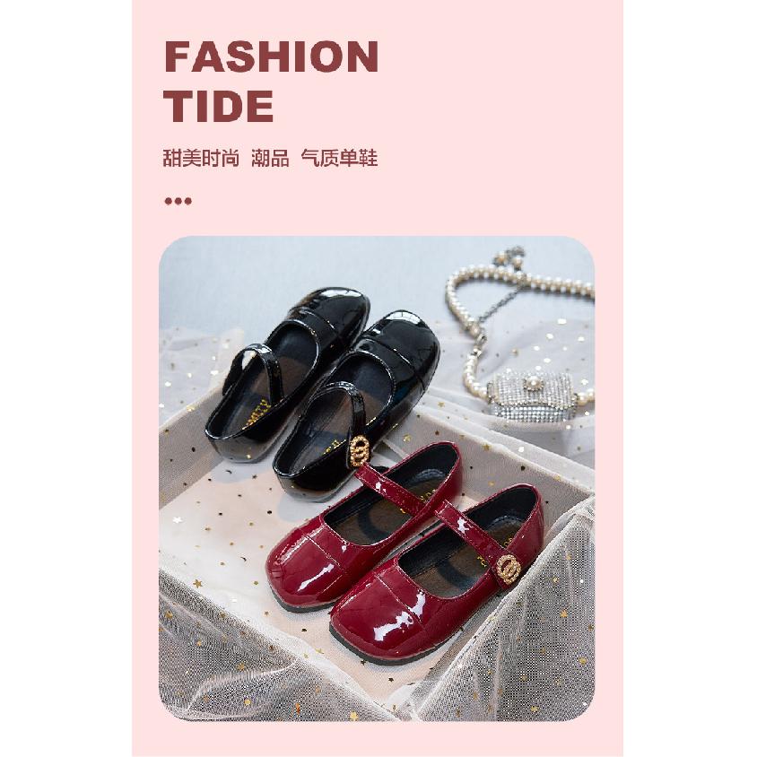 Girls' Leather shoes2026Spring New Square-toed Mary Jane Velcro Princess Shoes, Flat Patent Leather Performance Shoes for Girls