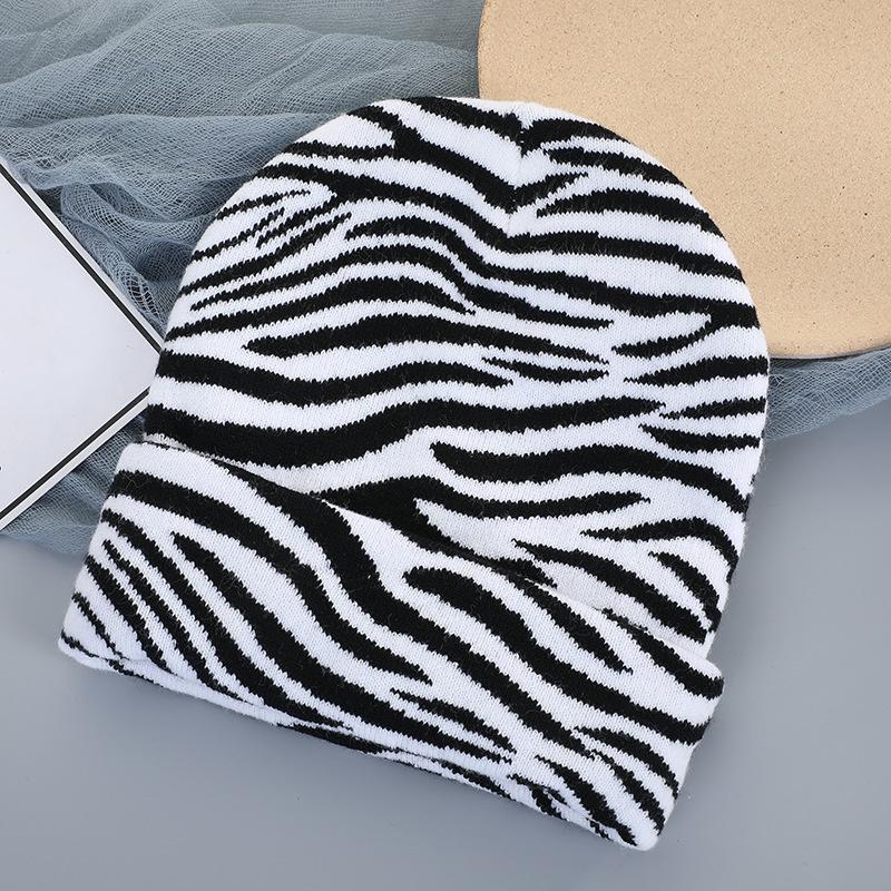 Zebra Pattern Cow Pattern Knitting Keep Warm Crimping Beanie Hat Unisex Autumn Winter Fashion Stripe Skull Cap Women Ski Cap