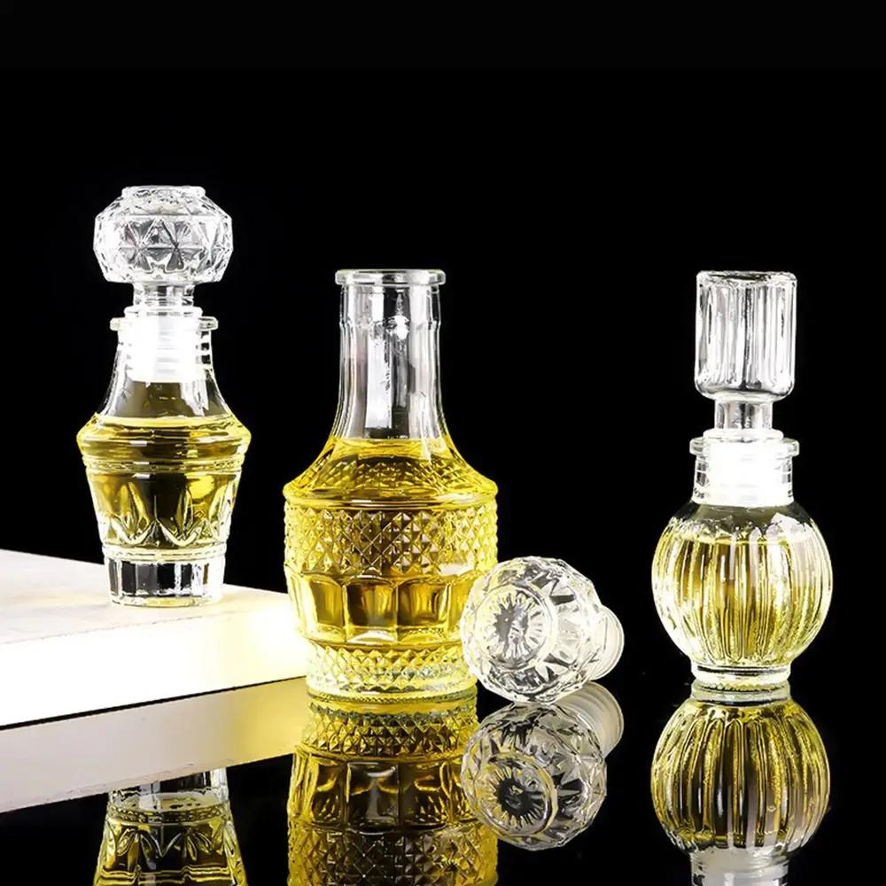 1Pcs 50ml Mini Glass Alcohol Liquor Bottles With Screw Cap Small Empty Spirit Whisky Wine Bottle Whiskey Decanter Bottles