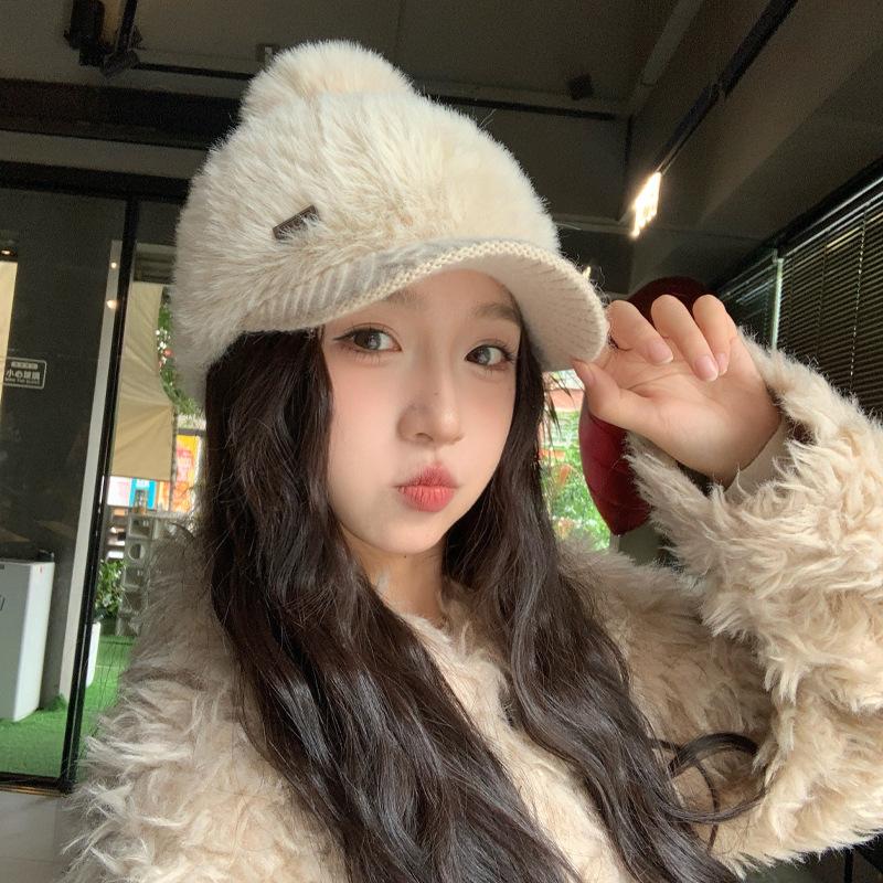 

Шапка женская зимняя однотонная универсальная теплая холодная ветрозащитная вязаная шерстяная шапка маленькая защитная шапка для ушей